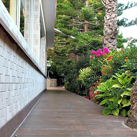 Side Bay 3*
